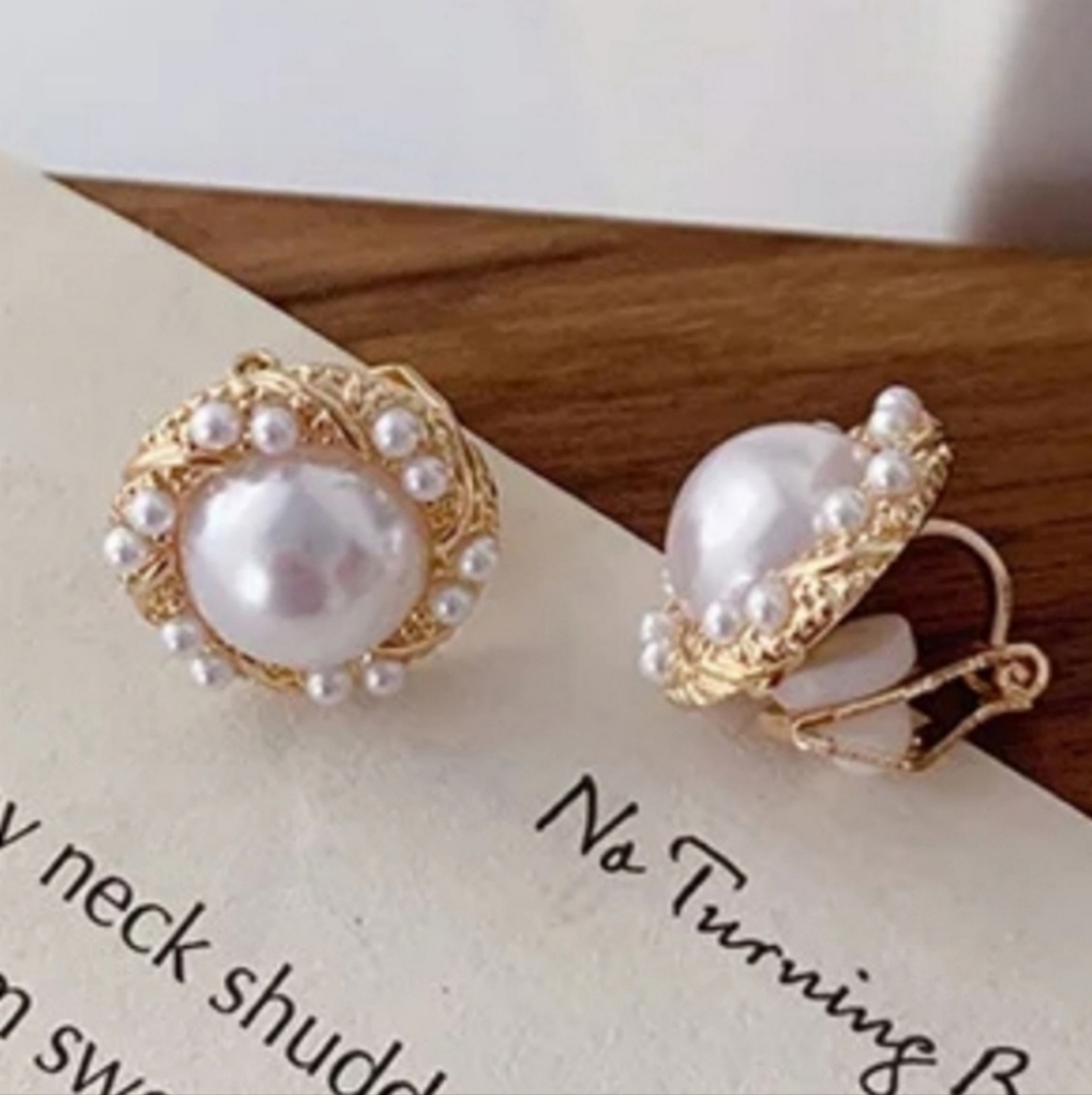 Clip On Pearly Classic Studded Earrings